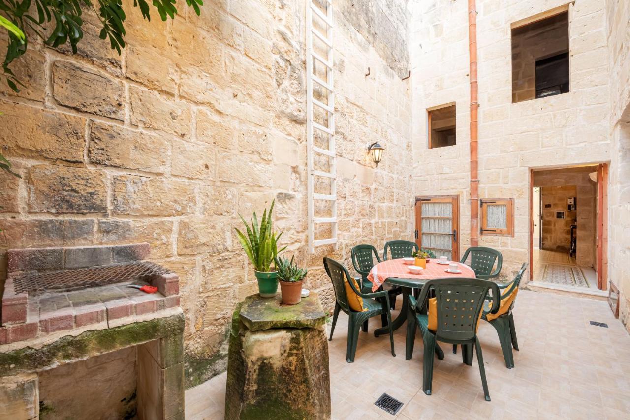 Casa Melita Villa Rabat Bagian luar foto
