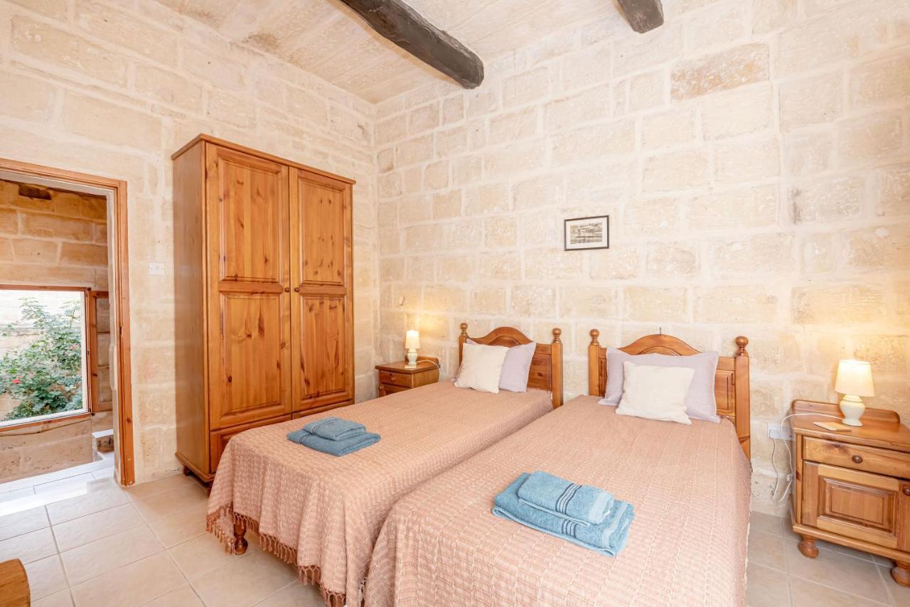 Casa Melita Villa Rabat Bagian luar foto